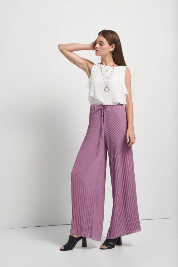 Αυτά είναι τα παντελόνια που θα αντικαταστήσουν το jean σας φέτος το καλοκαίρι