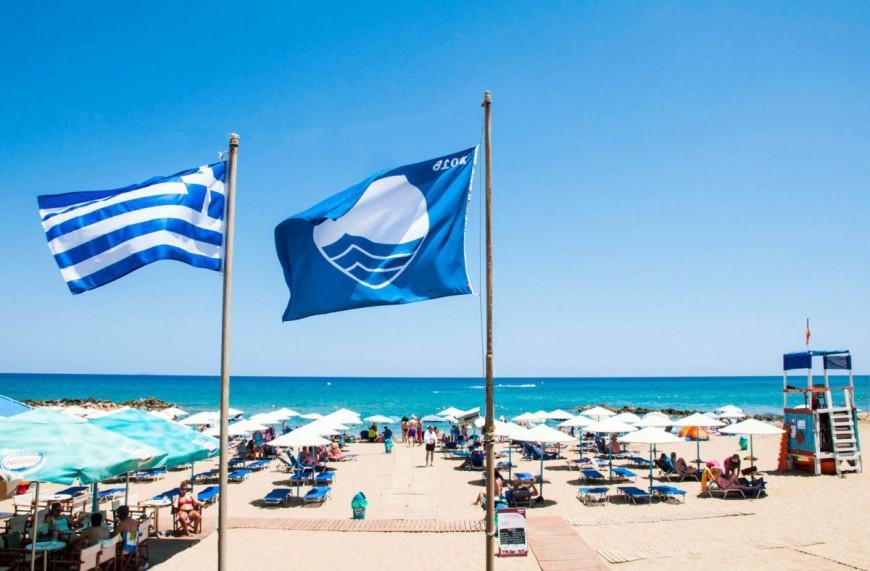 Γαλάζιες σημαίες 2019: Αυτές είναι οι πιο καθαρές παραλίες για φέτος