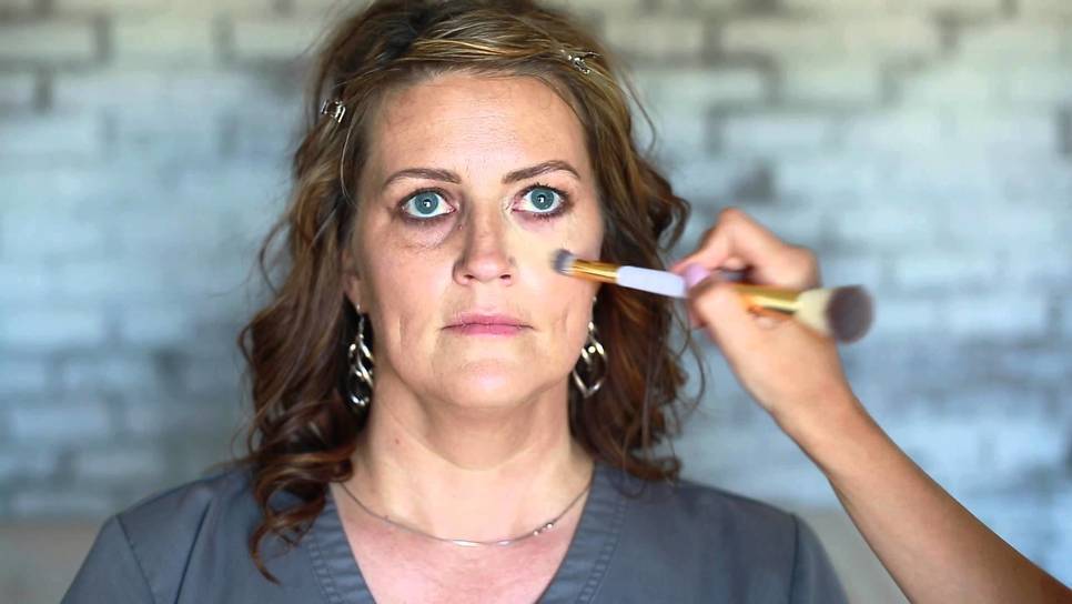 Το μυστικό για αψεγάδιαστο μακιγιάζ στις γυναίκες άνω των 40!
