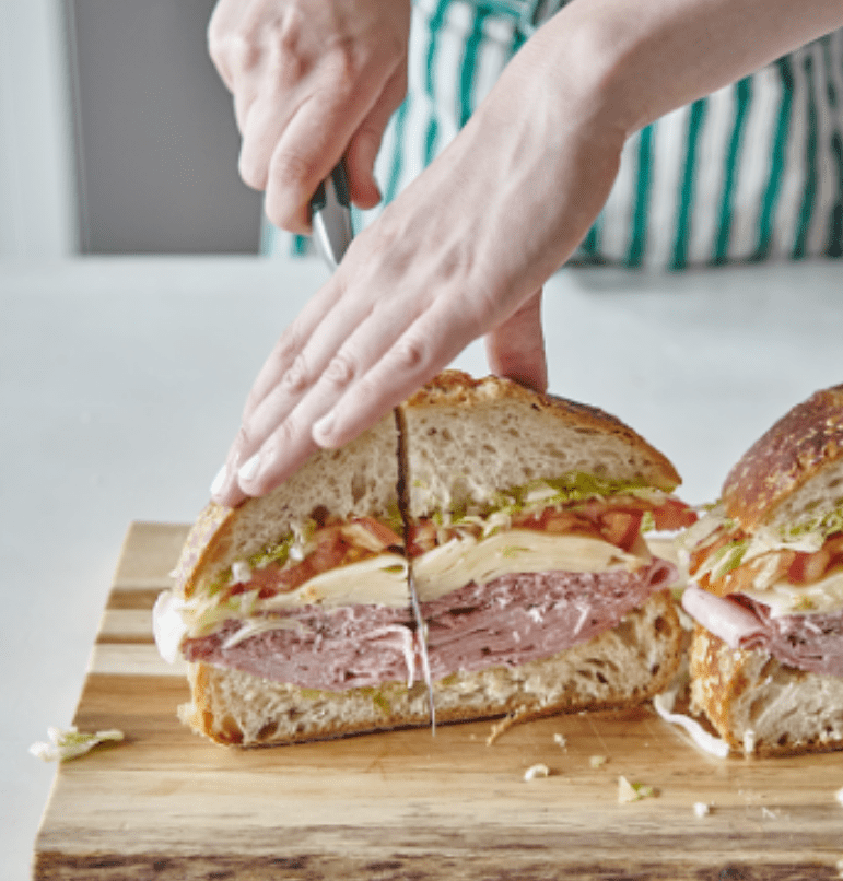 Πώς να φτιάξετε ένα τεράστιο σάντουιτς για το παιδικό πάρτι