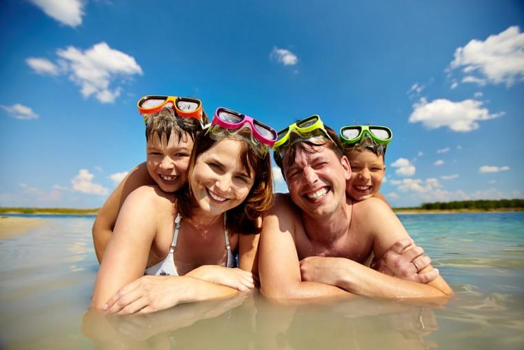 5 πολύτιμες συμβουλές για να περάσετε τις πιο όμορφες και οικονομικές διακοπές με τα παιδιά σας