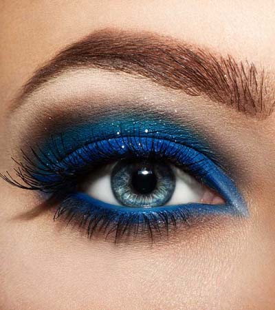 Μοναδικές ιδέες για μακιγιάζ με μπλε μάτια για τις καθημερινές και επίσημες εμφανίσεις σου!