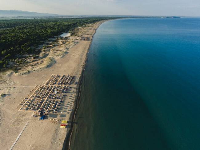 Από την Ελαία έως το Κυπαρίσσι: Αυτές είναι οι δέκα ομορφότερες παραλίες της Πελοποννήσου