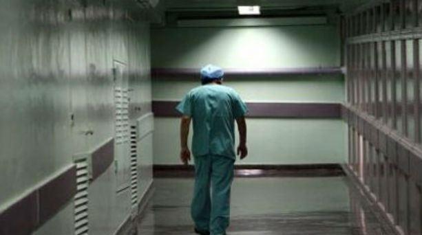 Θανάσης Τριαρίδης: Ο Καρκινοπαθής Γιατρός Που Το Πρωί Έκανε Χημειοθεραπείες Και Μετά Γιάτρευε Τους Ασθενείς