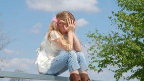 Όταν οι γονείς προκαλούν ντροπή στα παιδιά-Πόσο καταστροφικό είναι για τα παιδιά;