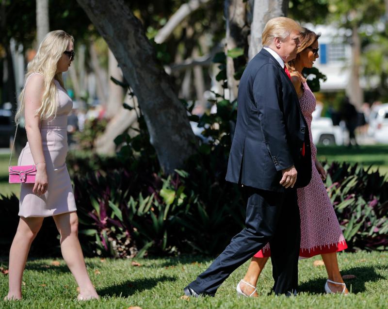 Γιατί ο Τραμπ δεν φωτογραφίζεται με την μικρή του κόρη -Το προσβλητικό του σχόλιο για την Τίφανι