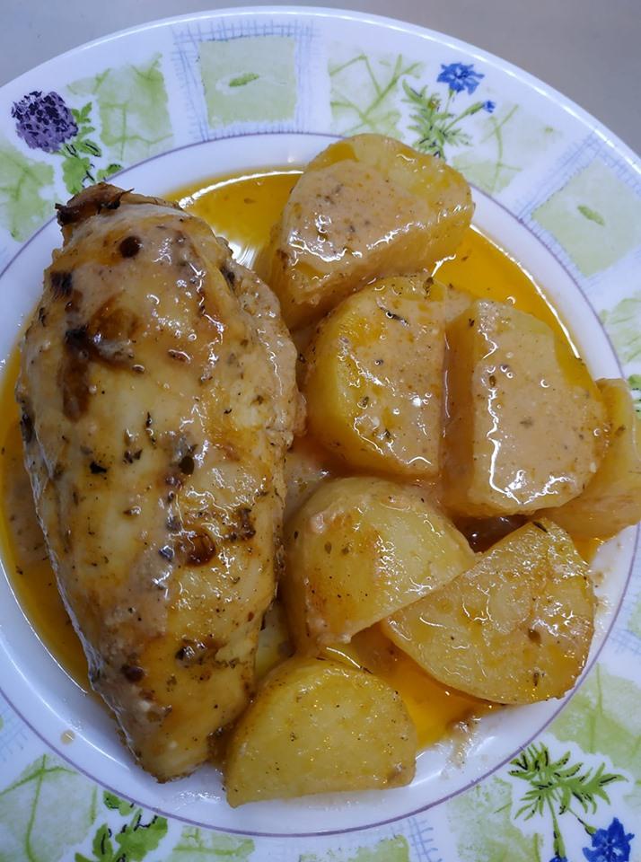 Λεμονάτο κοτόπουλο με γιαούρτι, μέλι και μουστάρδα