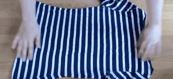 Έξυπνοι και πολύ εύκολοι τρόποι για να διπλώσετε τα ρούχα σας: Aπό τα εσώρουχά μέχρι τα μπουφάν