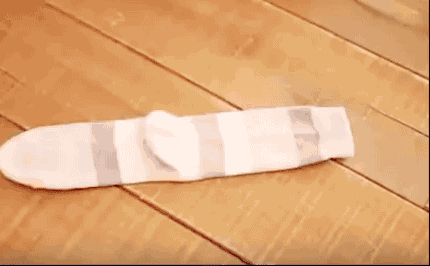 Έξυπνοι και πολύ εύκολοι τρόποι για να διπλώσετε τα ρούχα σας: Aπό τα εσώρουχά μέχρι τα μπουφάν