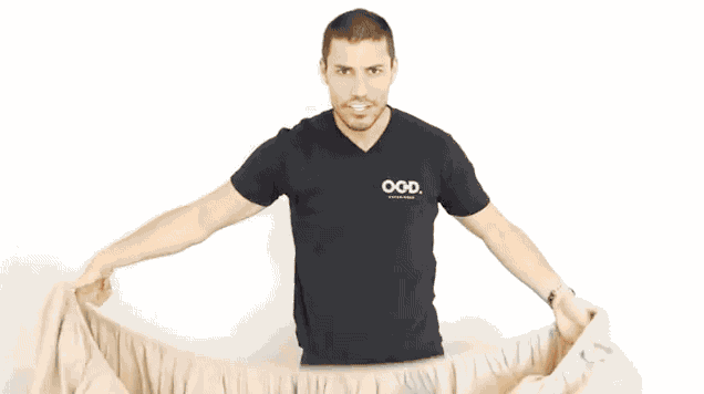 Έξυπνοι και πολύ εύκολοι τρόποι για να διπλώσετε τα ρούχα σας: Aπό τα εσώρουχά μέχρι τα μπουφάν