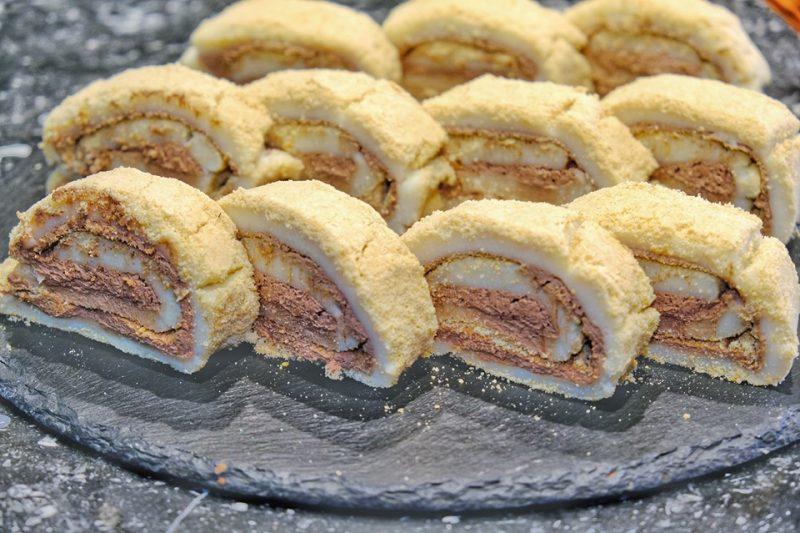 Εύκολα Παστάκια χωρίς αυγά με παντεσπάνι (χωρίς ψήσιμο) - No bake chocolate swiss rolls