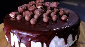 Φτιάχνουμε την πιο ευκολη και εντυπωσιακήΤούρτα Μπουένο - Amazing & easy bueno cake