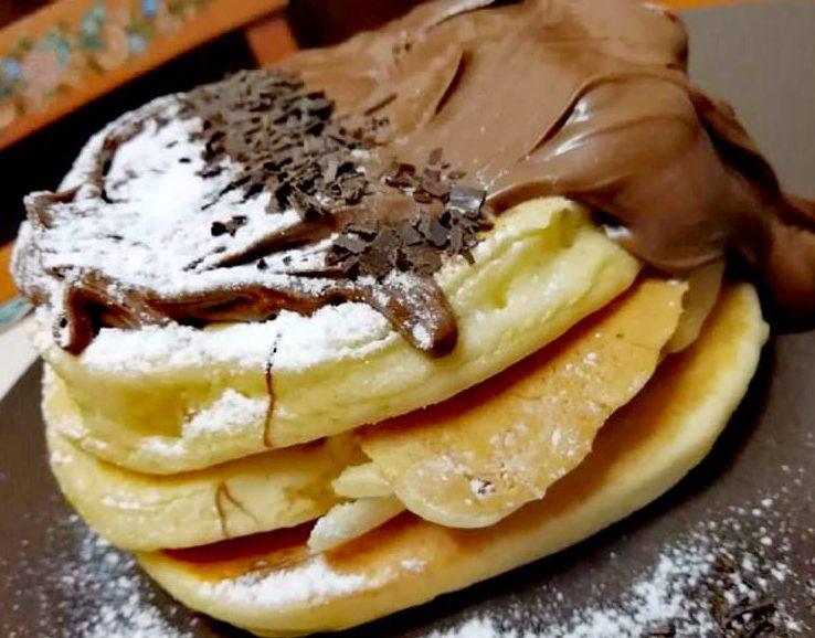 Η πιο εύκολη συνταγή για αφράτα pancakes!