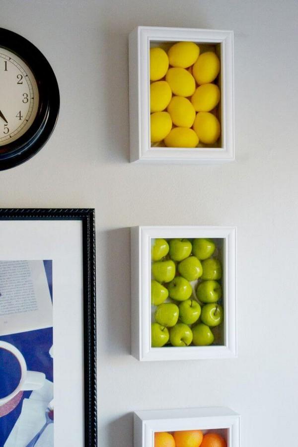 Δείτε πως μπορείτε να διακοσμήσετε τους κενούς λευκούς τοίχους της κουζίνας σας!