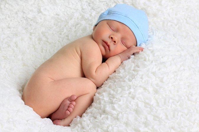10 Απίστευτα πράγματα που κάνουν τα νεογέννητα