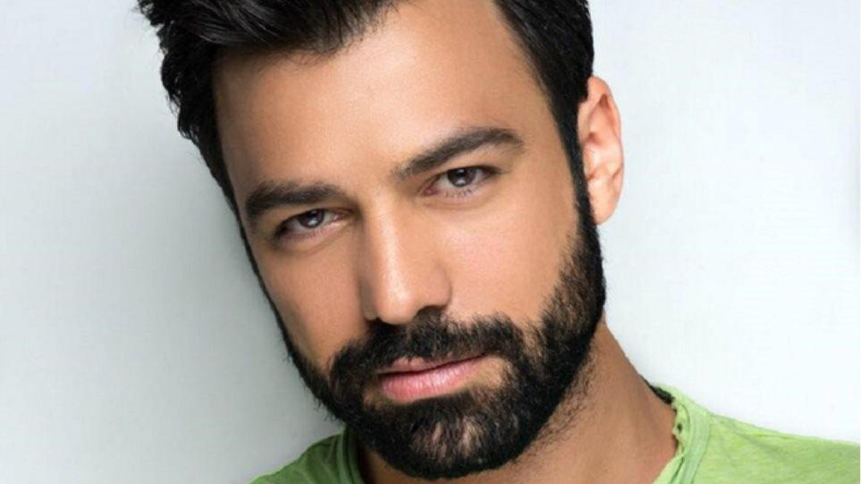 Ο Ανδρέας Γεωργίου αφήνει τον “ΣΚΑΪ” και παίζει στην πιο θρυλική σειρά παγκοσμίως!