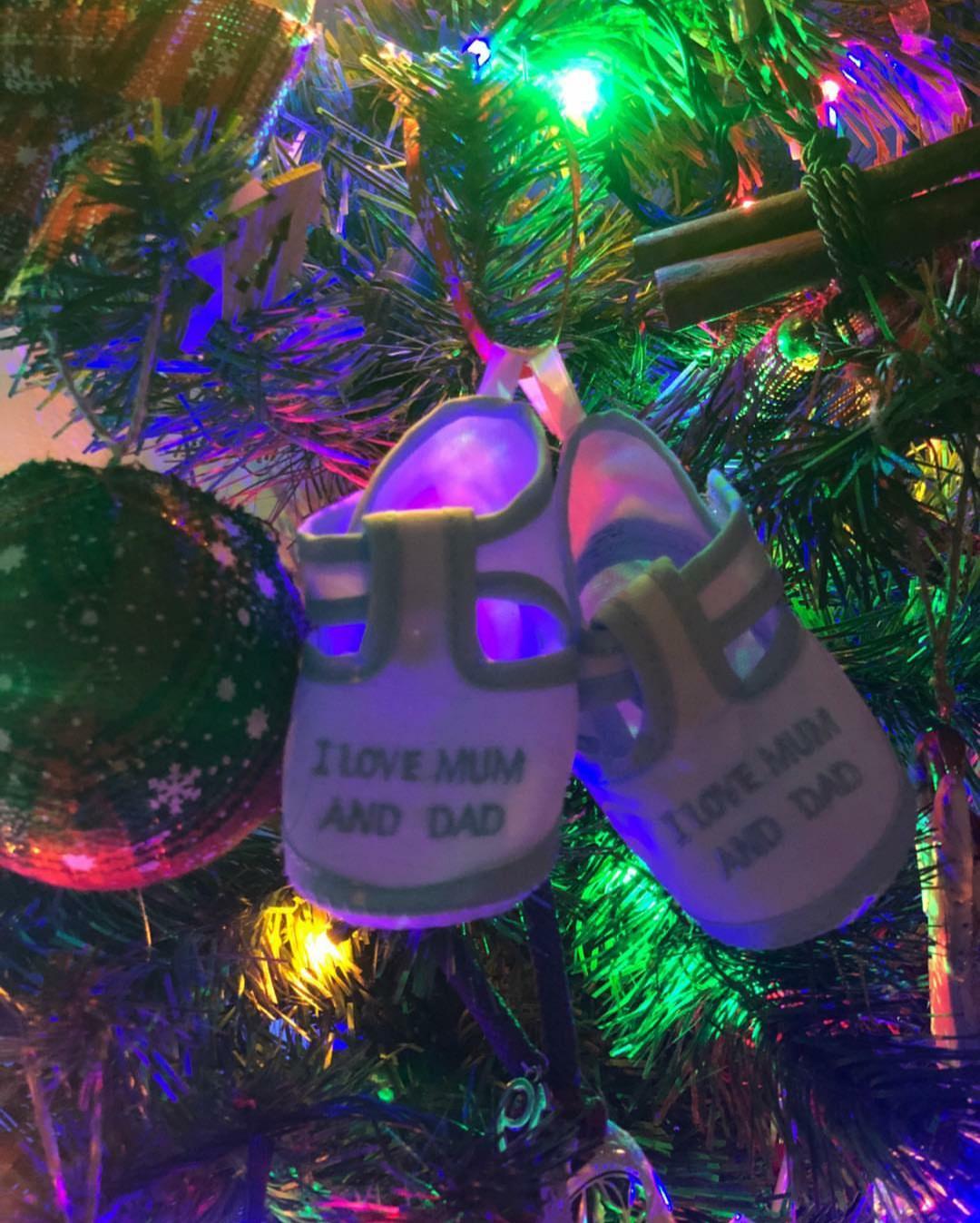 Βασιλική Ανδρίτσου: Το χριστουγεννιάτικο δέντρο που στόλισε πρώτη φορά με την kόρη της! Θα μείνει άφωνος με τα στολίδια!