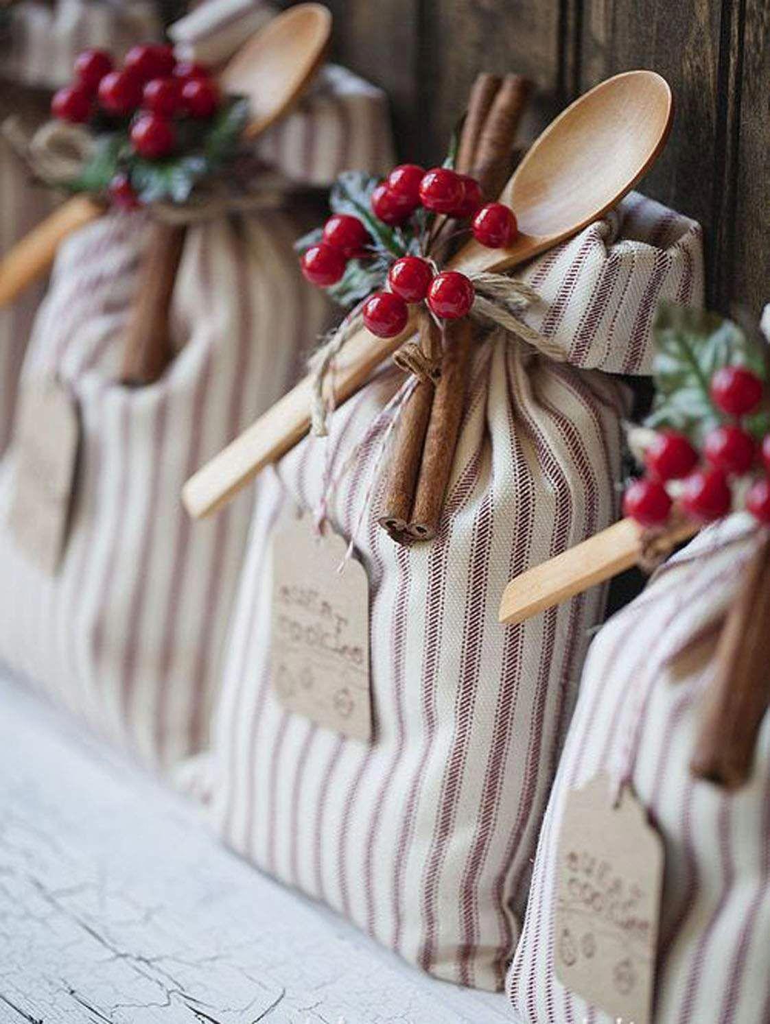 Όμορφες DIY ιδέες για το περιτύλιγμα των δώρων που θα προσφέρετε φέτος τα Χριστούγεννα!