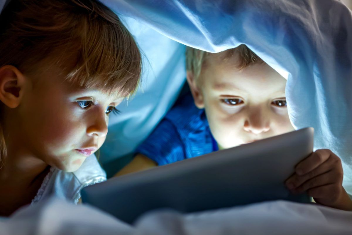 Ψηφιακός αυτισμός: Οι ηλεκτρονικές συσκευές προκαλούν αυτισμό τα παιδιά;