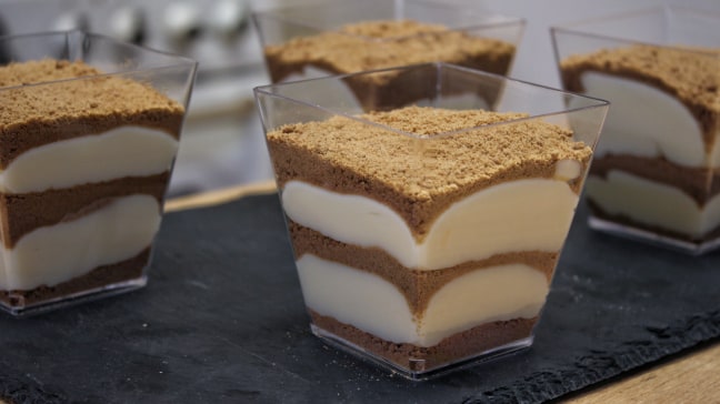 Πάστα με Κρέμα Ζαχαροπλαστικής και Μπισκότα (Συνταγή Ζαχαροπλαστείου) - Vanilla Pudding
