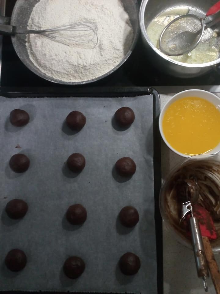 Σοκολατένια μαλακά μπισκότα με κακάο χωρίς γάλα