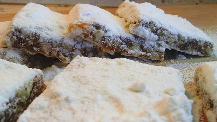 Νηστίσιμος, παραδοσιακός ζαχαρομπακλαβάς Πάρου