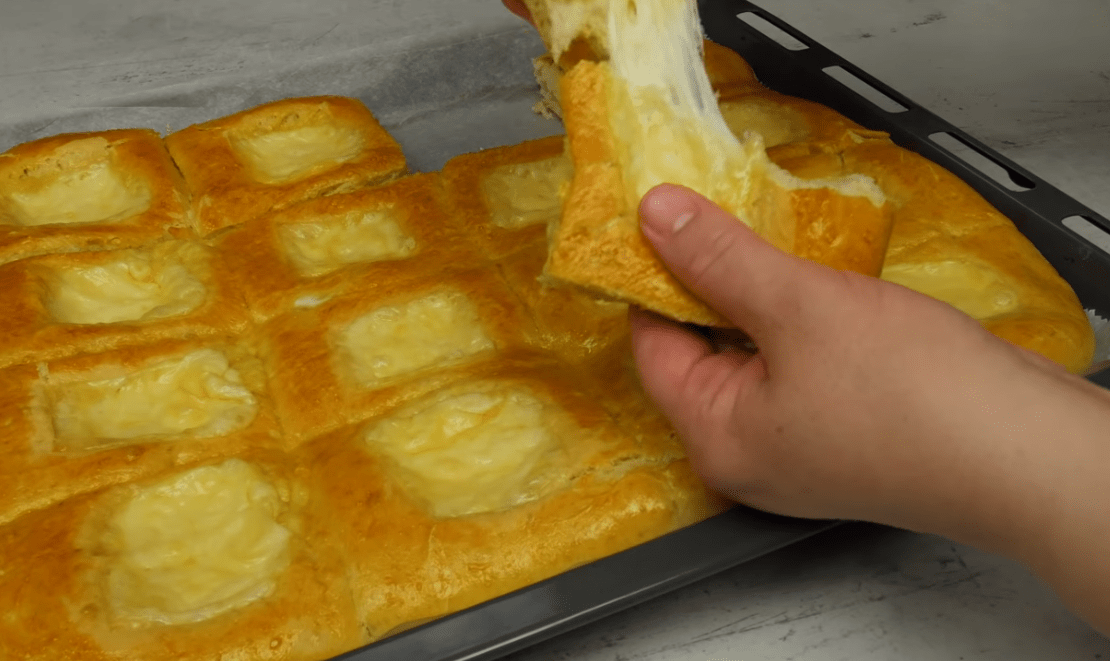 Αφράτα κασεροπιτάκια χωρίς φύλλο ιδανικά για το κολατσιό στο σχολείο