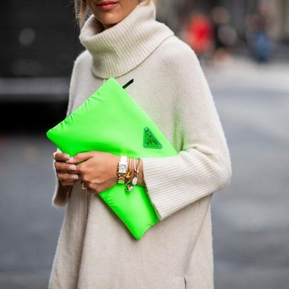 Οι γυναικείες τσάντες με έντονα χρώματα είναι η απόλυτη τάση του 2022 - Δες 20 μοντέρνες ιδέες