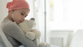 "Δε θα με λυγίσει αυτή η κακιά αρρώστια"  Ένα παιδί με καρκίνο μας κάνει να δακρύσουμε