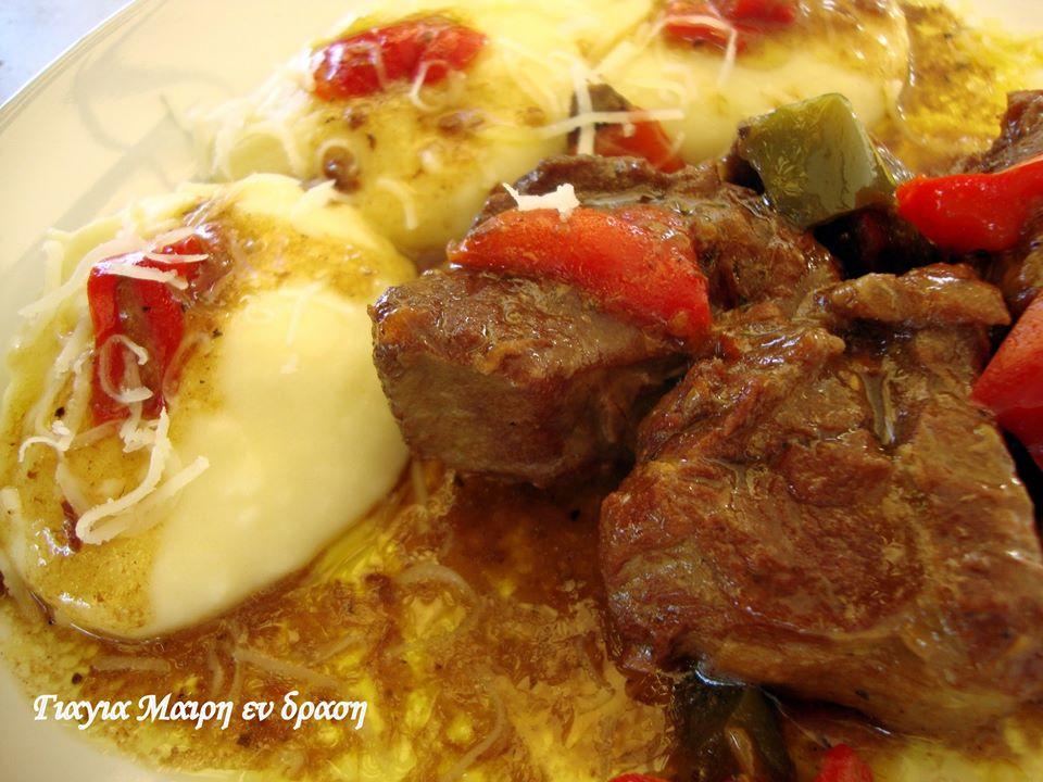 Χοιρινό με μοσχάρι σε γλυκόξινη σάλτσα