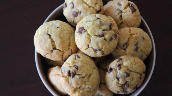 Μπισκότα με κομματάκια σοκολάτας (Συνταγή Ζαχαροπλαστείου) - Cookies