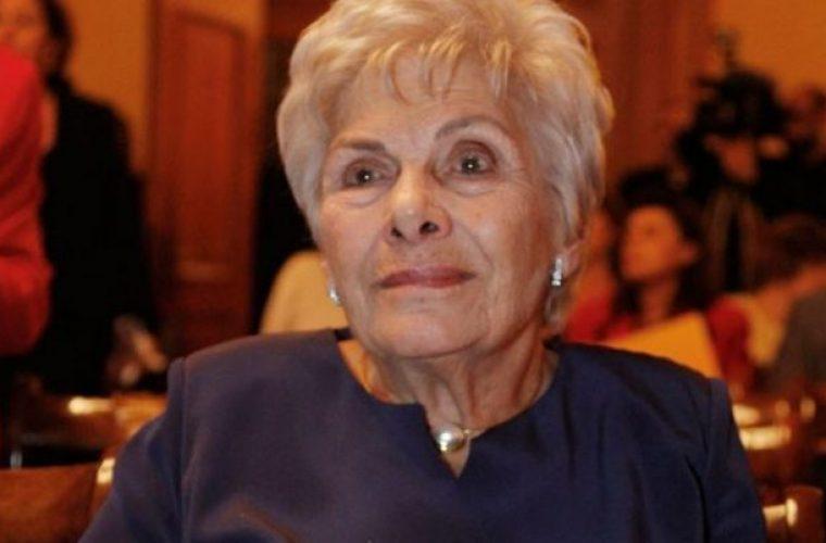 Κική Δημουλά: Η κληρονομιά που αφήνει σε γνωστή ηθοποιό- Δεν πάει το μυαλό σας