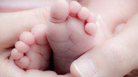 Ευχάριστη είδηση: Γυναίκα με κορωνοϊό γέννησε αγοράκι στο Αττικόν