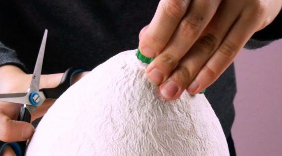 Φτιάξτε DIY πασχαλινό αυγό με την τεχνική παπιέ μασέ! Υπέροχο αποτέλεσμα