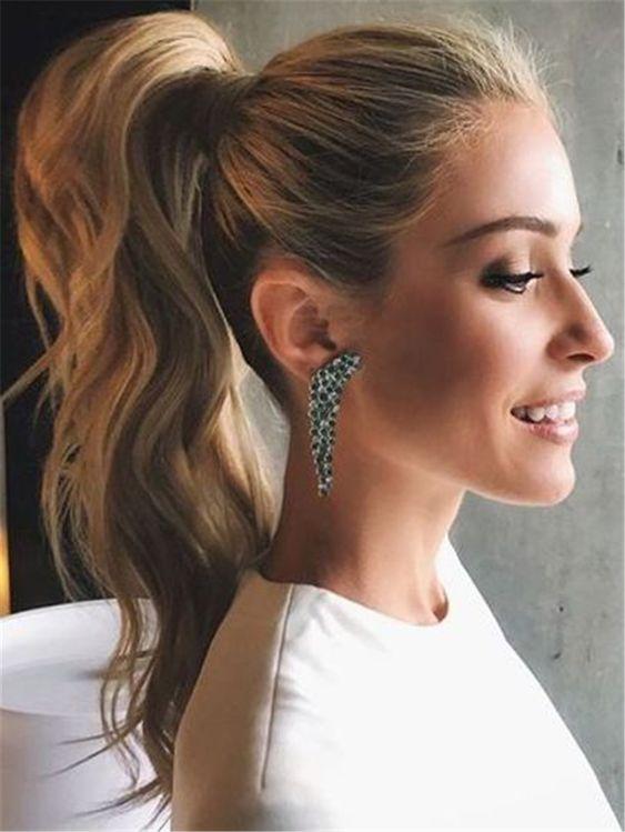 χτένισμα για μέσα στο σπίτι την Ανάσταση