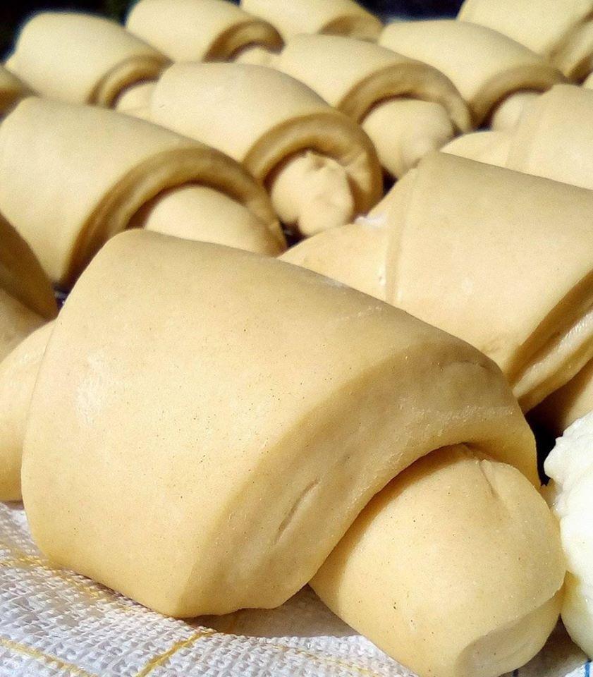 αψητα κρουασανάκια με κρέμα γεμιστα