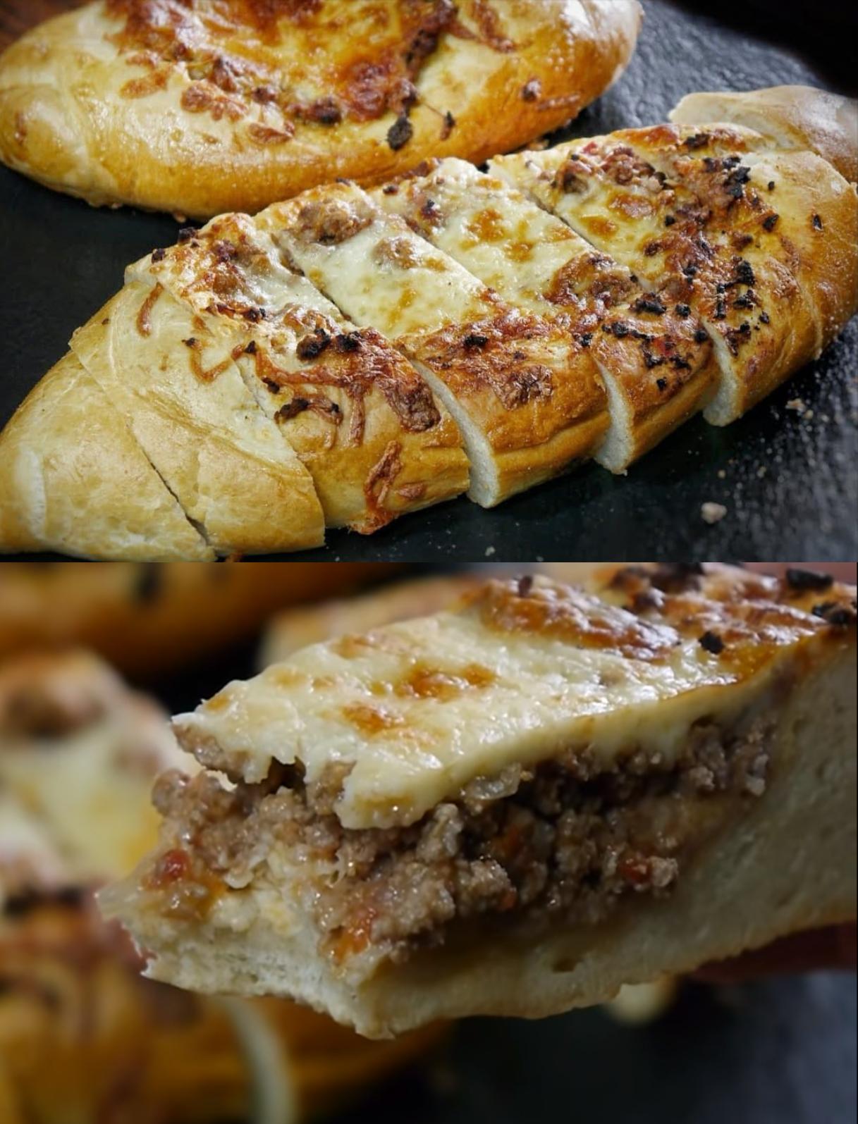 Πεϊνιρλί γίγας με κιμά και αφράτη βουτυρένια ζύμη