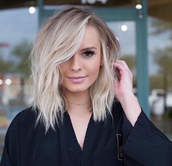 καρέ μαλλιά