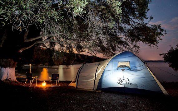 Τα 5 καλύτερα οργανωμένα camping της Ελλάδος & 5 πολύτιμες συμβουλές αν έχετε μαζί παιδιά