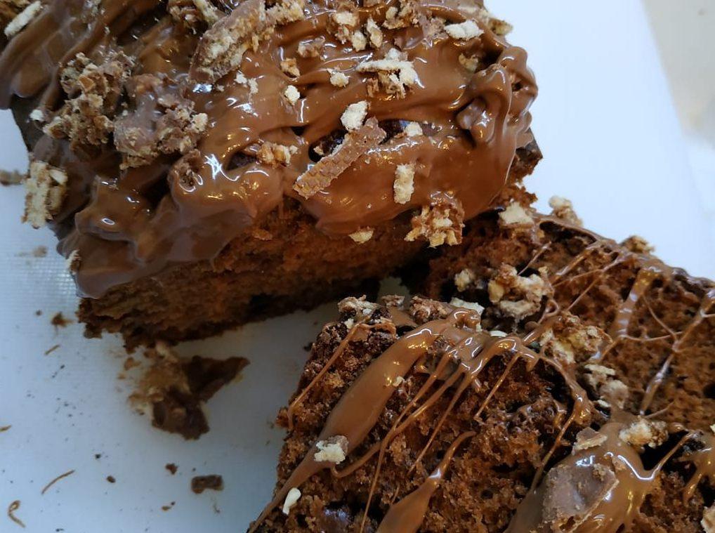Κέικ σοκολάτας με 3 ΜΟΝΟ υλικά - Το πιο εύκολο που έχετε φτιάξει