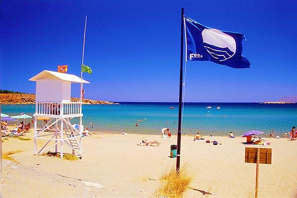 Οι 497 παραλίες με γαλάζια σημαία στην Ελλάδα- Δεύτερη η χώρα μας παγκοσμίως!