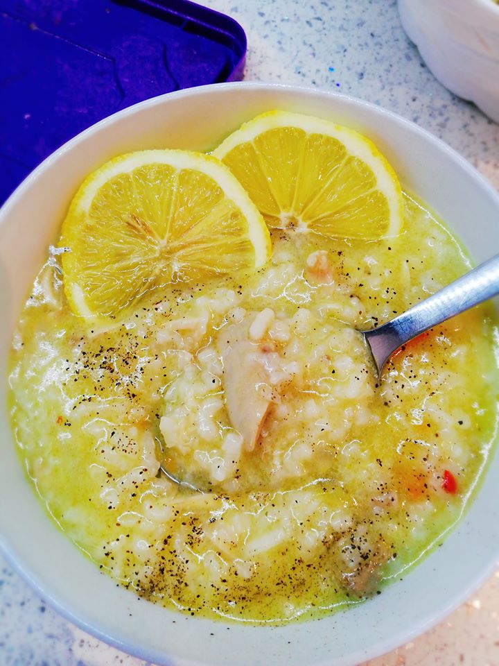 Μαμαδίστικη κοτόσουπα με ρύζι και καρότο