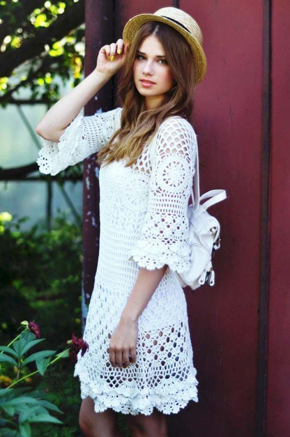 πλεκτό και crochet mini λευκό φόρεμα