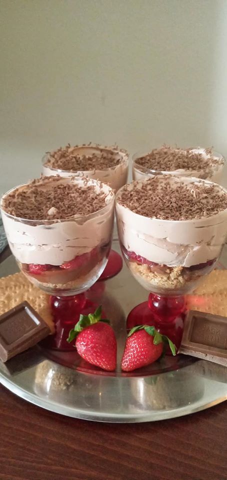 γλυκο ψυγειου με πραλινα φουντουκιου