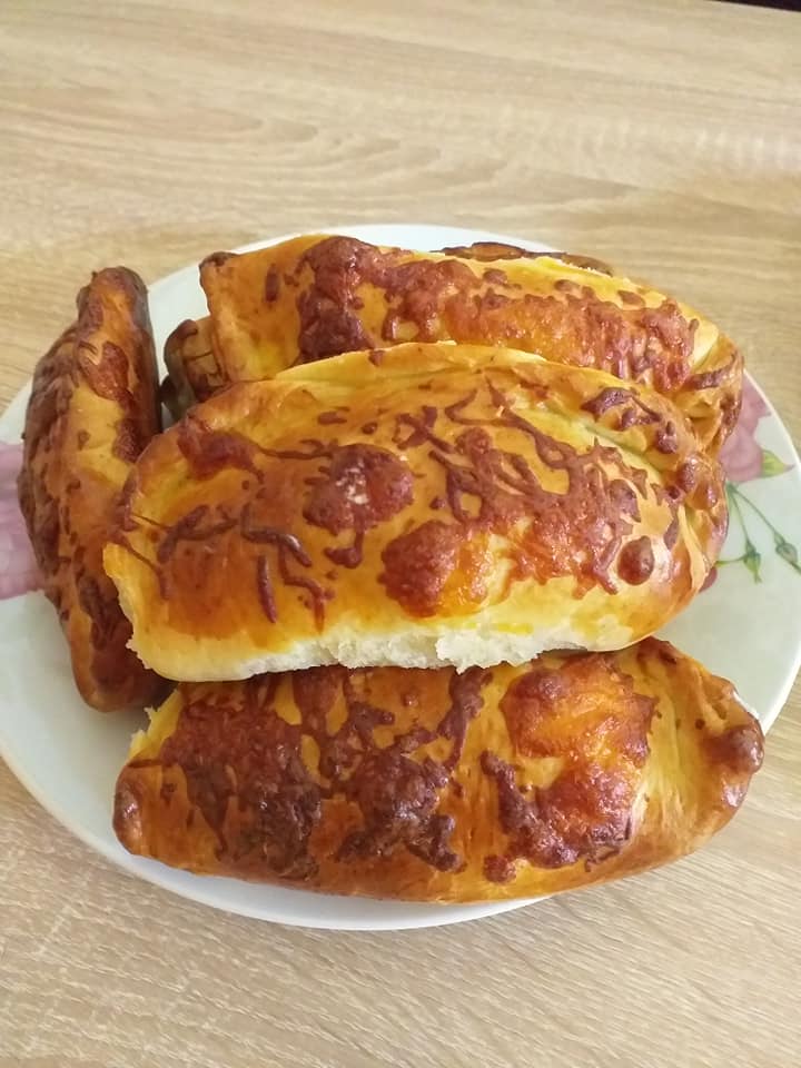 σπιτικα καλτσονε με μοτσαρελα