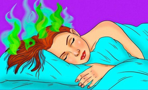 Γιατί ΑΠΑΓΟΡΕΎΕΤΑΙ να κοιμόμαστε με βρεγμένα μαλλιά; Δες 7 σημαντικούς λόγους