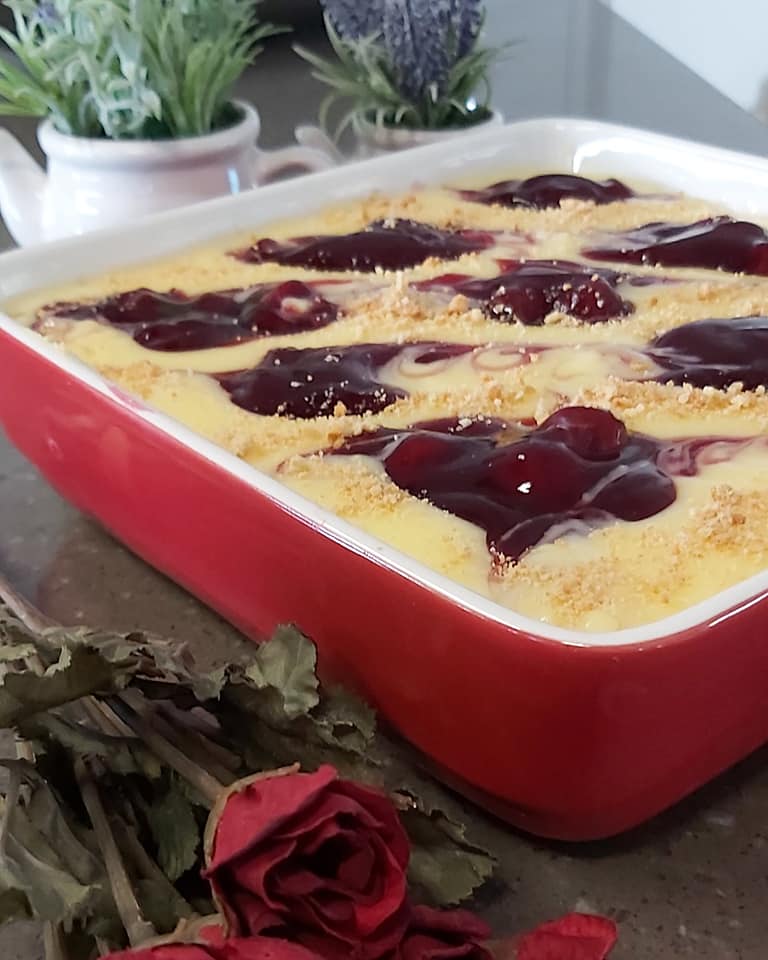 Εύκολο μπισκοτογλυκό με ζαχαρούχο γάλα και γλυκό του κουταλιού 2 Εύκολο μπισκοτογλυκό με ζαχαρούχο γάλα και γλυκό του κουταλιού 2