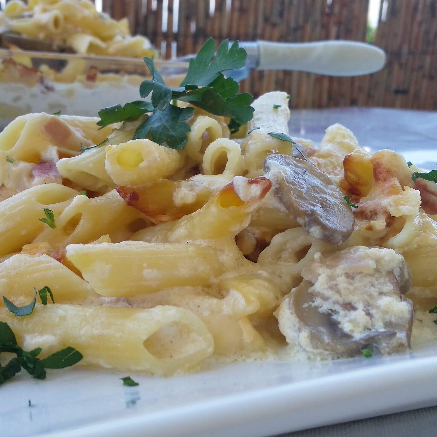 Πένες αλά κρεμ στο φούρνο με μανιτάρια 2