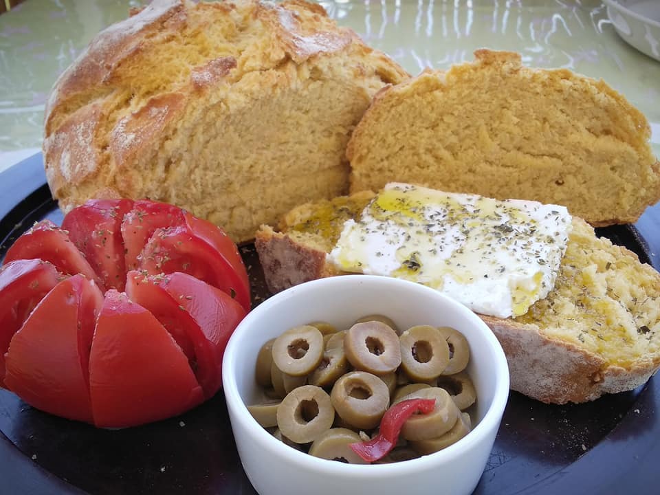 καλαμποκόψωμο