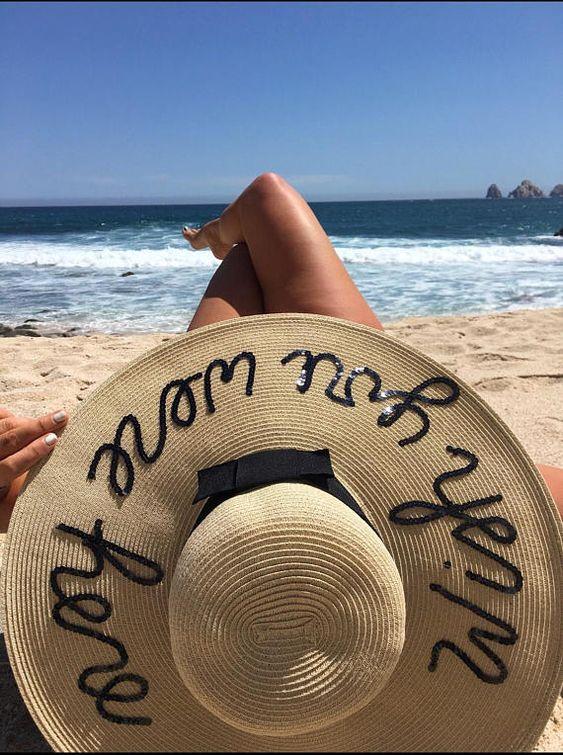 Ψάθινο καπέλο: Μοναδικές ιδέες για τη θάλασσα και τη βόλτα σου με το απόλυτο καπέλο του καλοκαιριού!